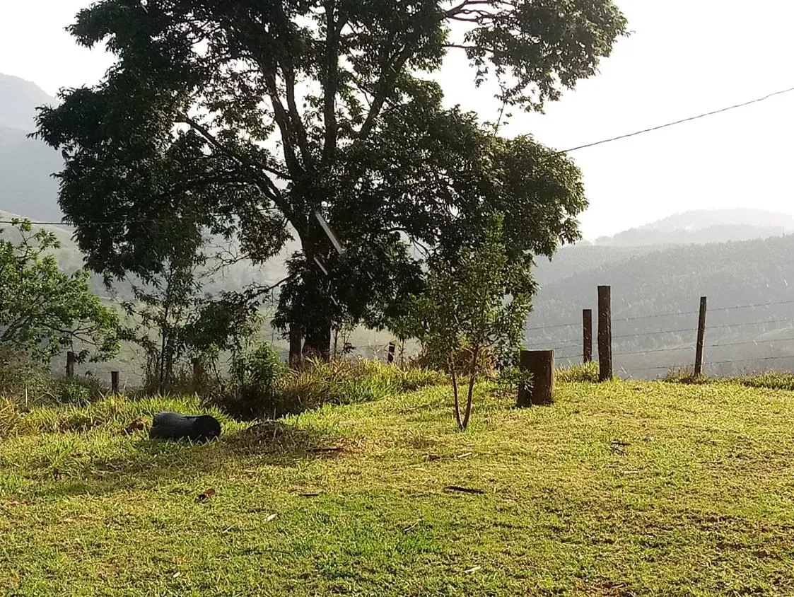 Imagem Chácara com 20.000 m² ? Bairro Barrocão, Piracaia/SP