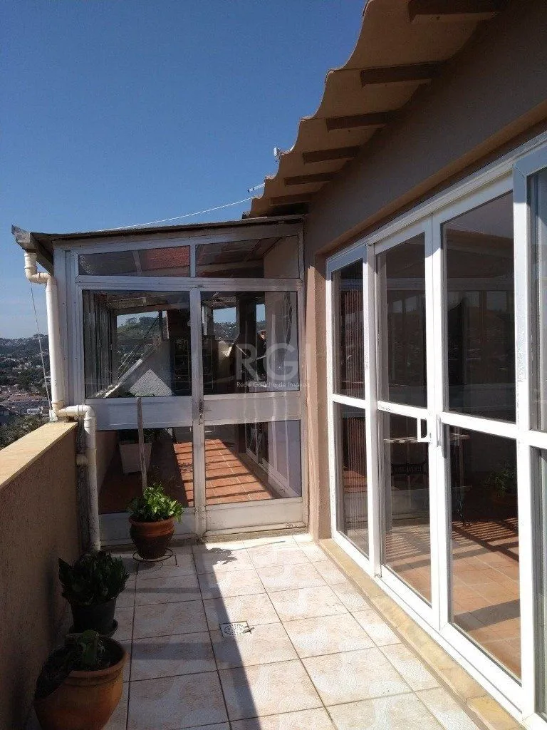 Imagem COBERTURA 2 DORMITÓRIOS, TERESÓPOLIS, 147 M²