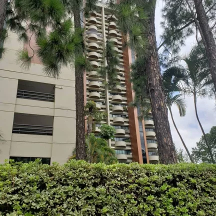 Imagem Flat disponível para venda no Le Bougainville, com 127m², 2 dormitórios e 1 vaga de garagem