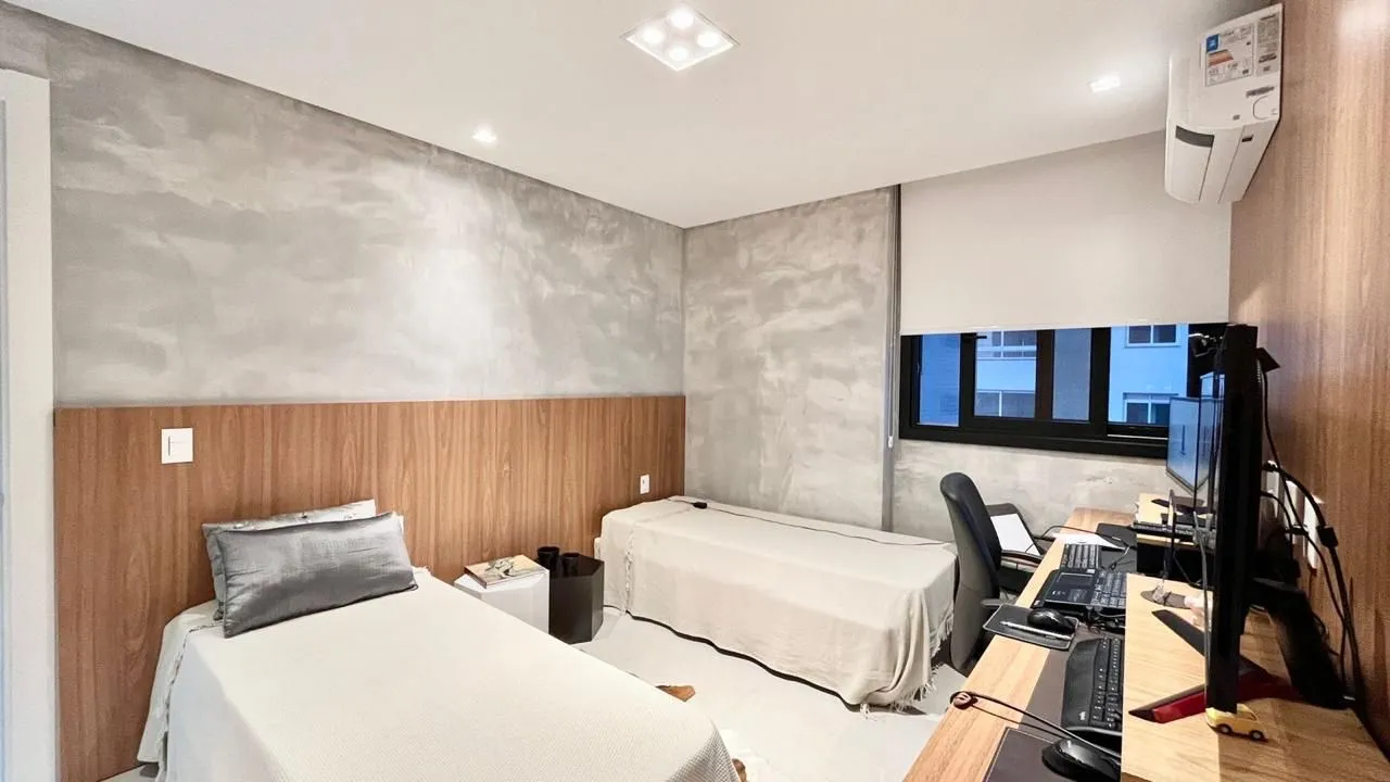 Imagem Apartamento à venda em Torres, Praia Grande, com 4 quartos, 215m2
