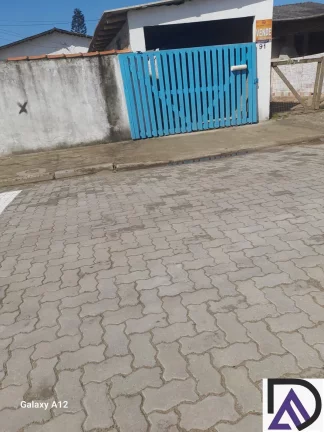 Foto do imóvel Casas na praia em avenida central