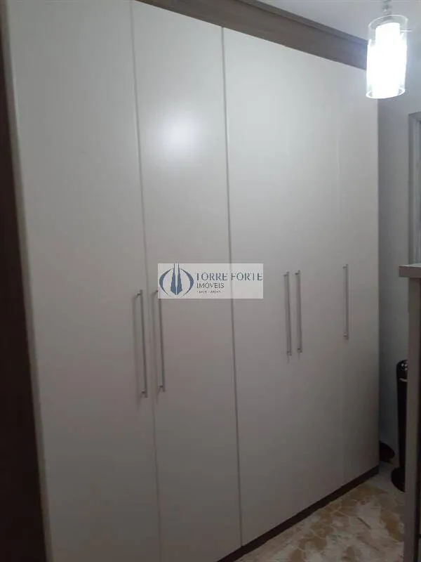 Imagem Apartamento com 2 dormitorios 1 vaga , varanda na Cidade Lider .