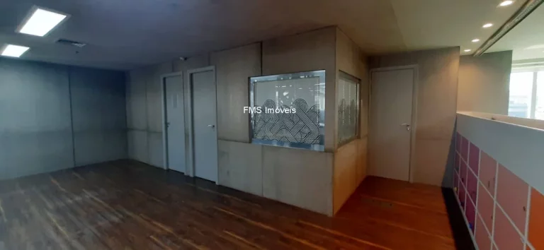 Imagem Conjunto comercial com 424m² na Vila Olímpia.