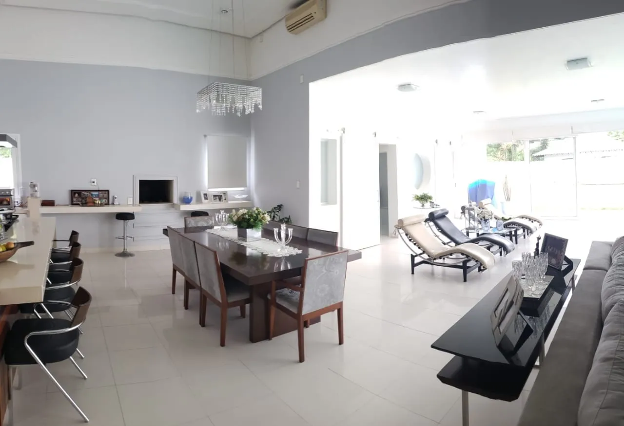 Imagem Casa à venda 4 Quartos, 1 Suite, 4 Vagas, 1231M², Socorro, Pindamonhangaba - SP | VILLAGE PAINEIRAS