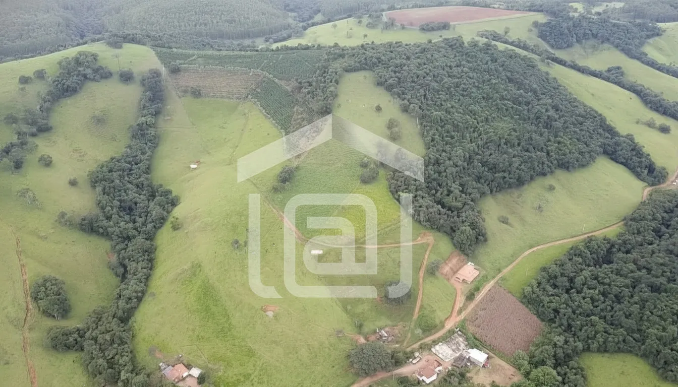 Imagem Sítio 5 m² à venda em Santana de Caldas, Caldas