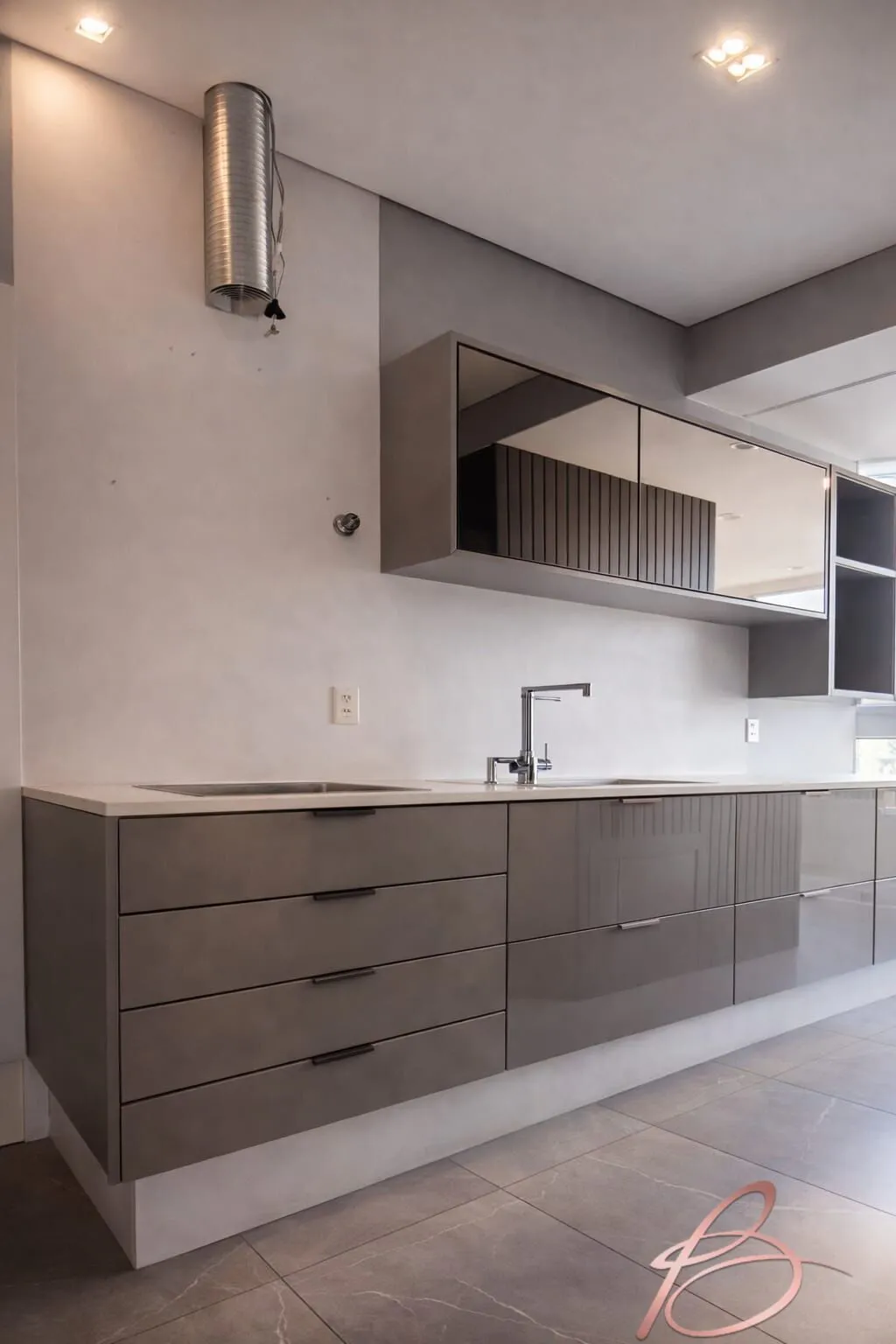 Imagem Apartamento Alto Padrão 3 suítes na Barra Norte, Balneário Camboriú/SC