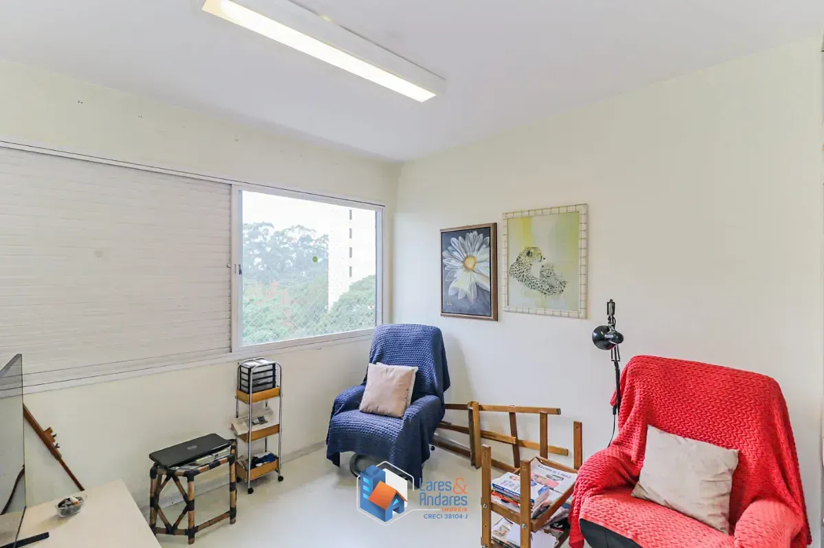 Imagem Apartamento para venda em Vila Suzana com 4 quartos, sendo 1 suíte, 185m²