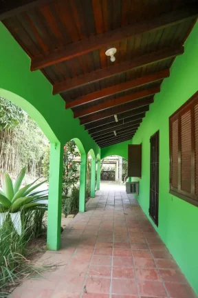 Imagem Excelente Sítio com 4.672m², em condomínio, no centro de Águas Claras