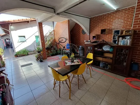 Imagem Espaçosa Casa Geminada 2 Quartos sendo 1 suíte e com edícula assobradada em Tupi, Praia Grande - R$650 mil