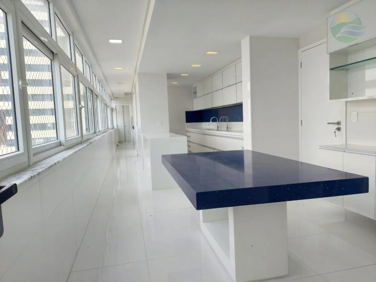 Imagem Apartamento de Luxo, 4 Suites, Varandão, Beira mar de Candeias, Jaboatão dos Guararapes.