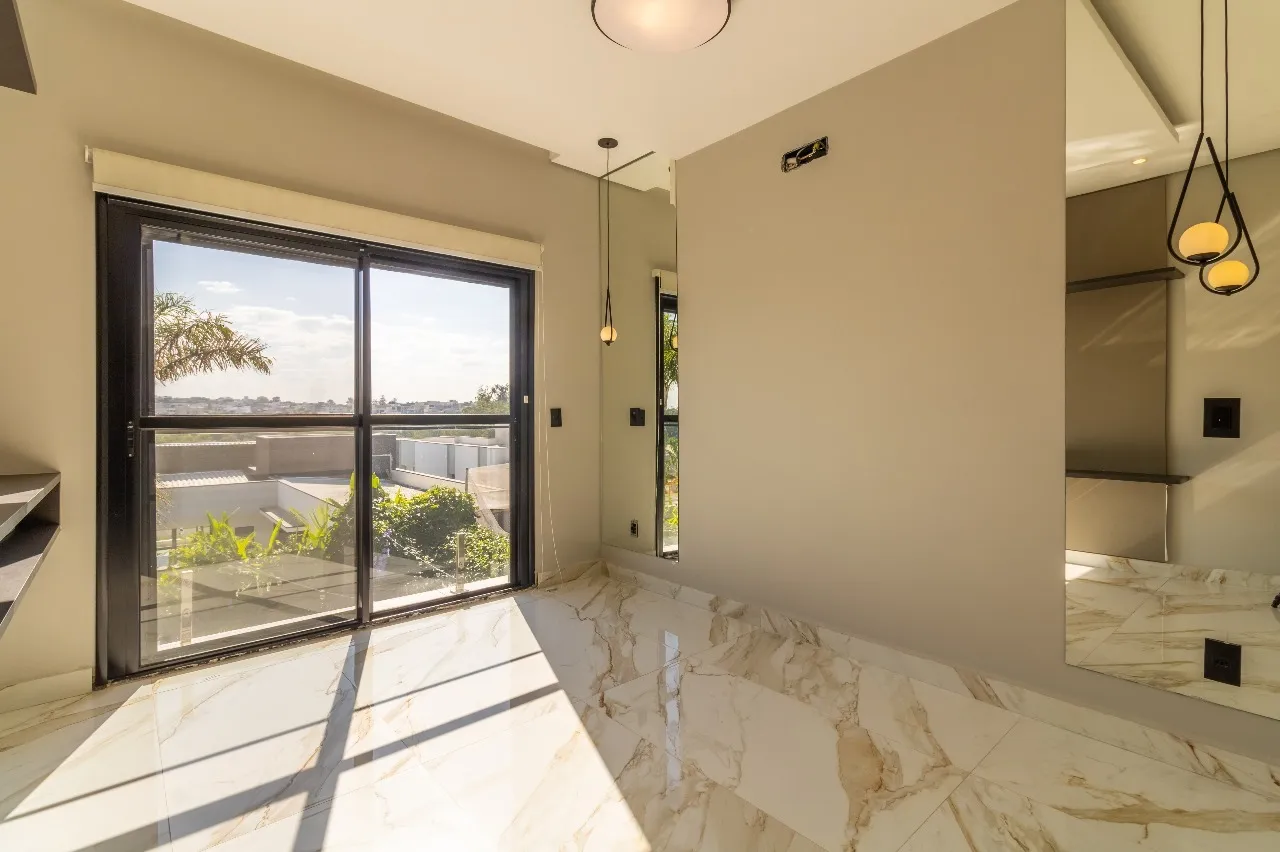 Imagem Imperdível oportunidade: Casa em condomínio de luxo em Alphaville Nova Esplanada, Votorantim-SP, com 3 quartos, 3 suítes e 3 salas!