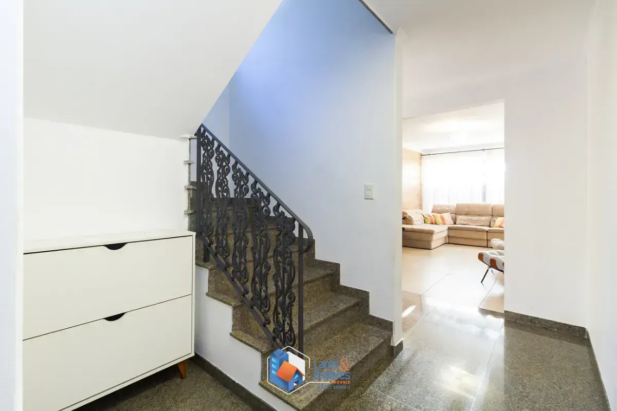 Imagem Sobrado para venda em Vila Madalena com 3 quartos, sendo 1 suíte, 168m²