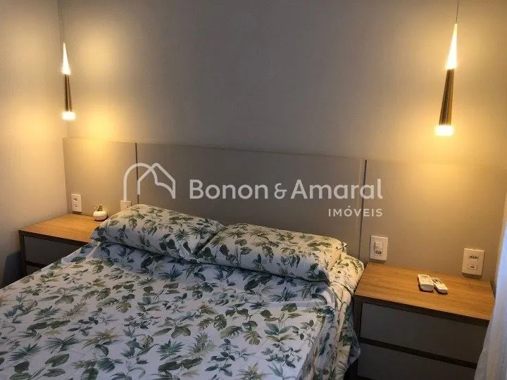 Imagem Apartamento com 3 Quartos sendo 1 suíte, 2 banheiros e 2 vagas à Venda, 75 m²