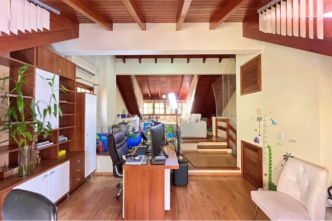 Imagem Casa em Condomínio para venda no bairro Pedra Redonda em Porto Alegre