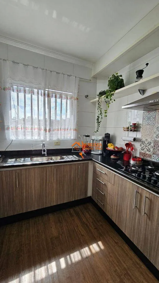 Imagem Sobrado Moderno com 2 Suítes, Planejados, Ar Inverter e Área Gourmet - Excelente Localização