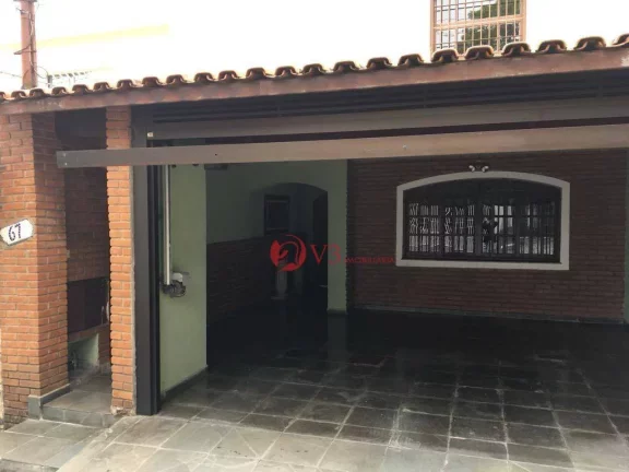 Foto do imóvel Sobrado com 157 metros quadrados com Sala, Cozinha, 3 dormitórios, 1 suite, 2 B|anheiros, 1 Lavabo e 2 Vagas cobertas