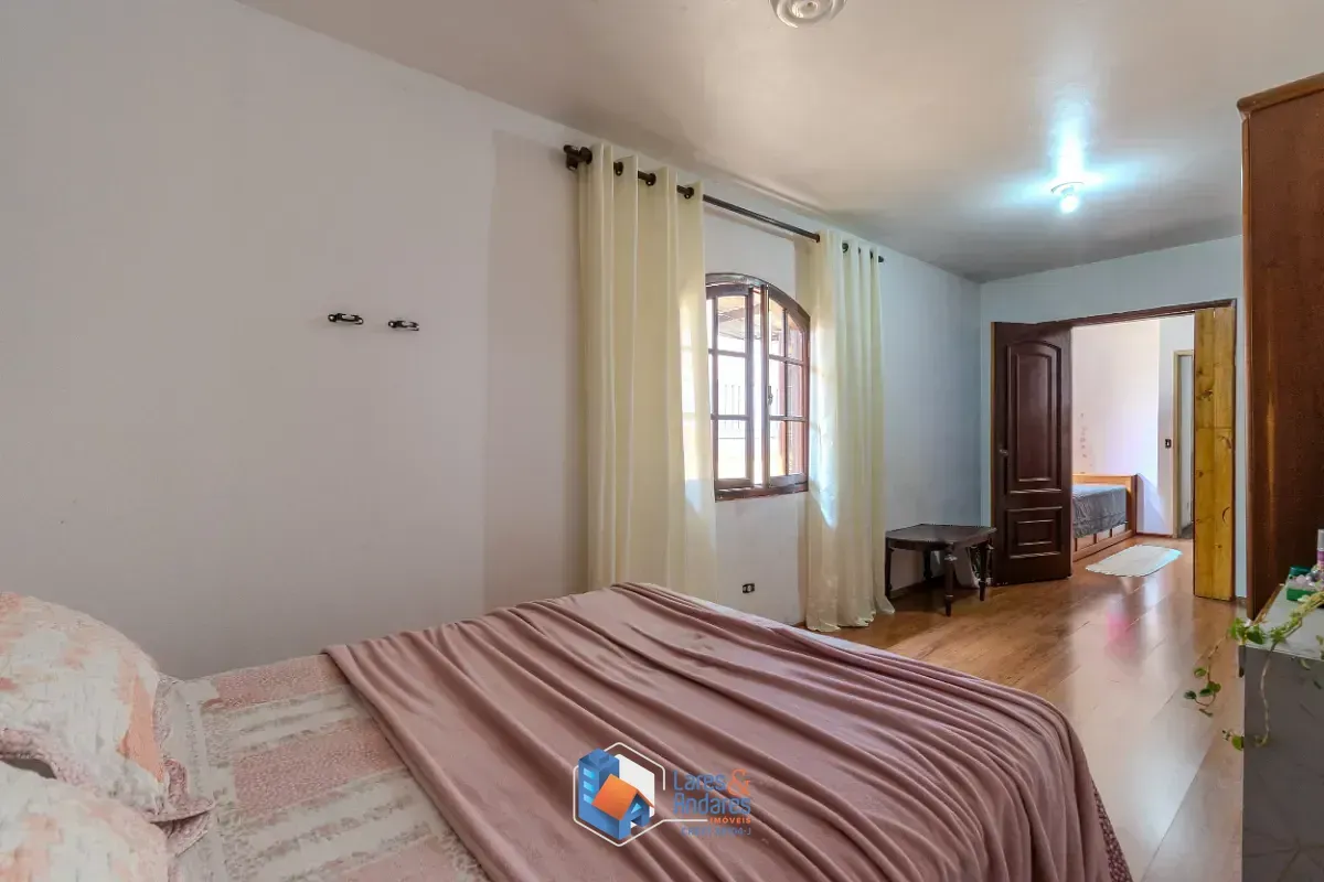 Imagem Sobrado para venda em Parque das Árvores com 3 quartos, 180m²