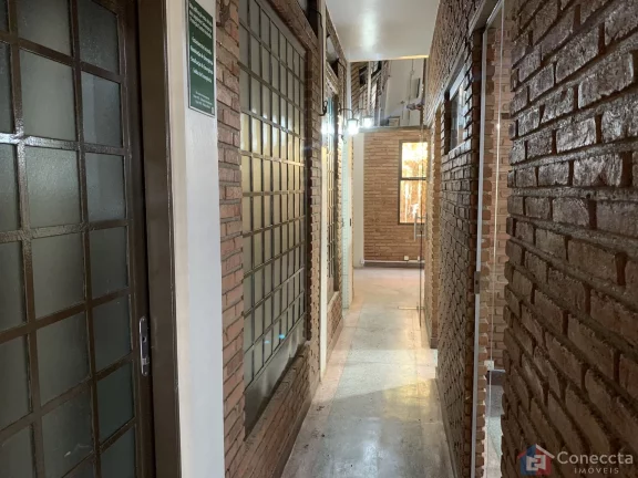 Imagem Ponto Comercial para Locação em Patos de Minas - 3 Salas, Ideal para Comércio