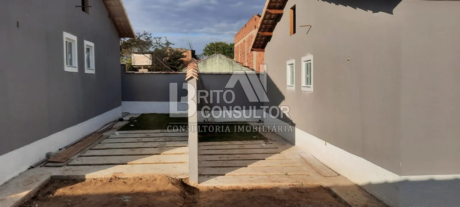 Imagem Vendo Casas em Pequeno Condomínio 2 Qts, Suíte, 1 Vaga São José do Imbassai - Marica/RJ.