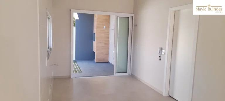 Imagem CASA RESIDENCIAL em SÃO JOSÉ - SC, FORQUILHAS