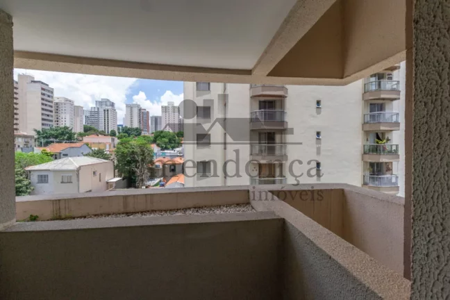 Imagem Excelente apartamento na Pompéia com 2 quartos (1suíte) e 1 vaga, 50m²