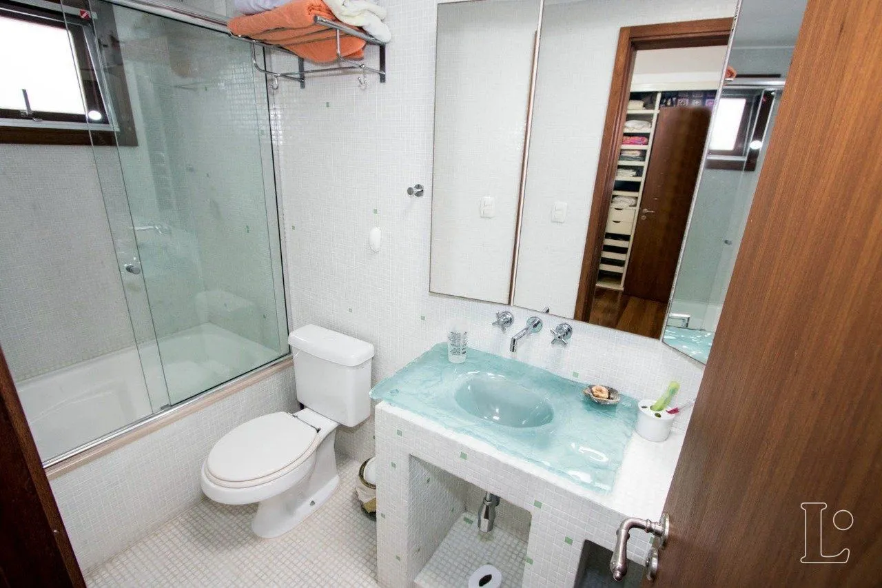 Imagem Casa de Condomínio em Terraville