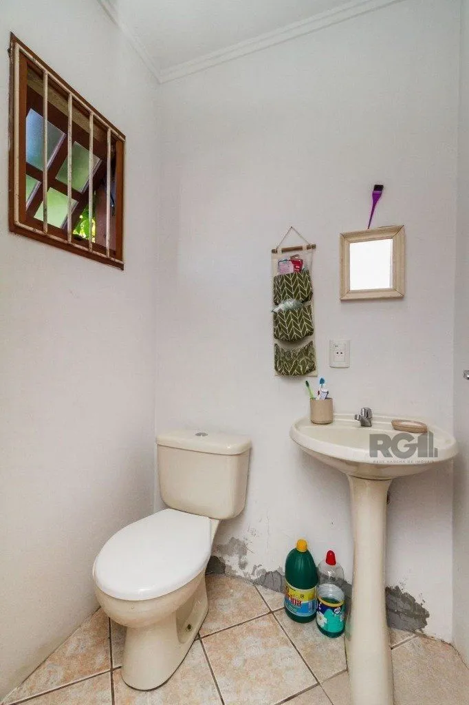 Imagem Casa de 117m² - 3 dormitórios e 1 vaga no bairro Hípica
