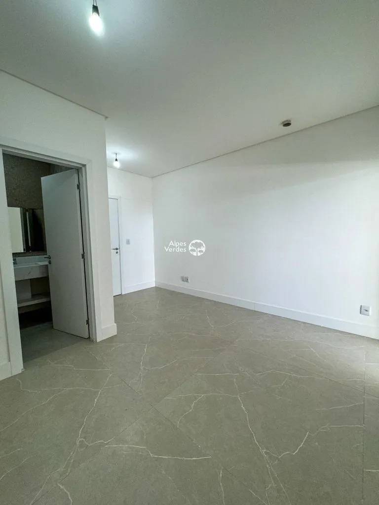 Imagem Vende-se sala comercial em hospital de Xangri-lá-41.22m2 - Valor R$450.000,00