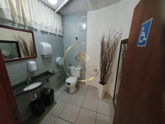 Imagem Salão Comercial à Venda, 740m², Vista Permanente para o Banhado, Sjc.
