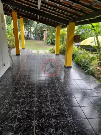 Imagem Casa com 3 quartos , + 1casa de com 2 quartos, terreno de 1020 metros, próximo a praia (200METROS) e de todo comércio local