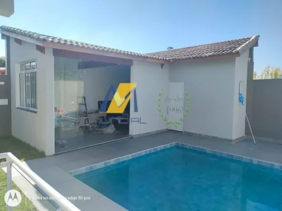 Imagem Linda Casa com 239 m² em Condomínio à Venda com 3 Quartos e 1 Suíte