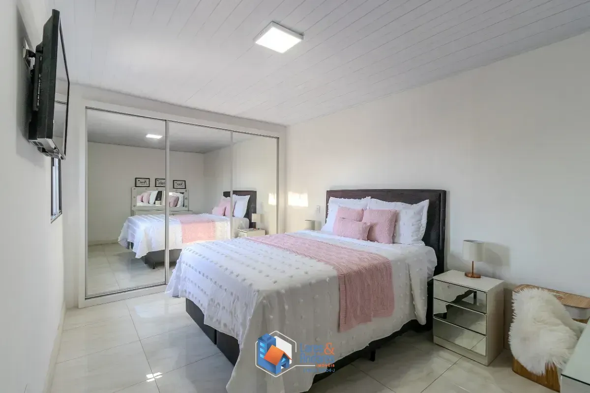 Imagem Sobrado para venda em Vila Santa Catarina com 3 quartos, sendo 1 suíte, 104m²
