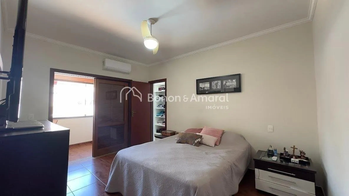 Imagem Casa em condomínio à venda na cidade de Valinhos