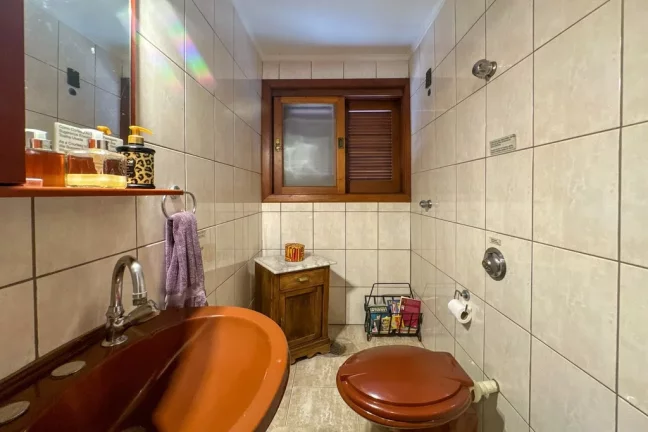 Imagem Casa para venda no bairro Três Figueiras em Porto Alegre
