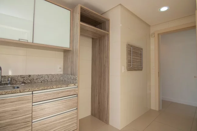 Imagem Apartamento à venda em Porto Alegre, Petrópolis, com 3 quartos, 123m2