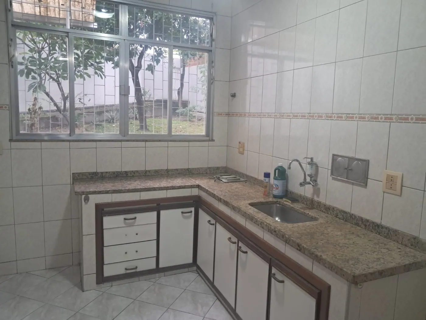 Imagem Casa para Venda em Rio de Janeiro, Campo Grande, 3 dormitórios, 2 banheiros, 2 vagas
