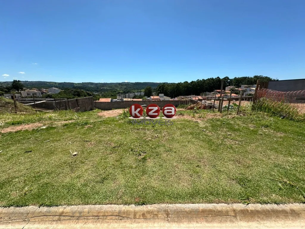 Foto do imóvel Terreno a venda no Condomínio Bosque da Mata em Valinhos-SP: 301m² para sua Casa dos Sonhos!