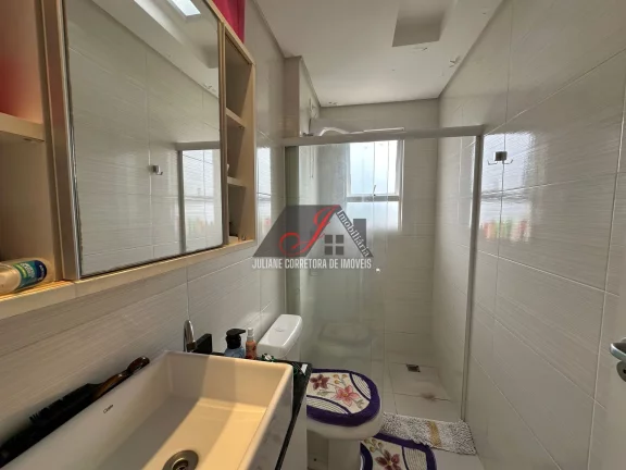 Imagem Apartamento mobiliado para venda, bairro Capão Raso em Curitiba/PR.