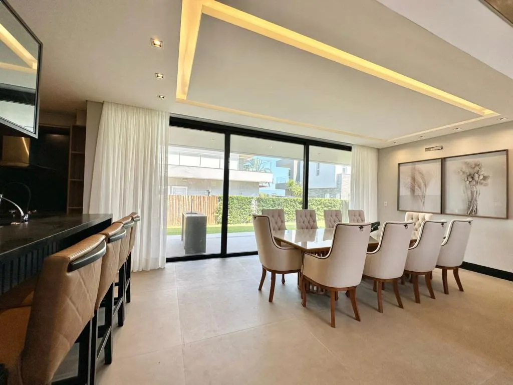 Imagem Casa em Condominio 4 Dormitórios - Bairro Atlantida Sul