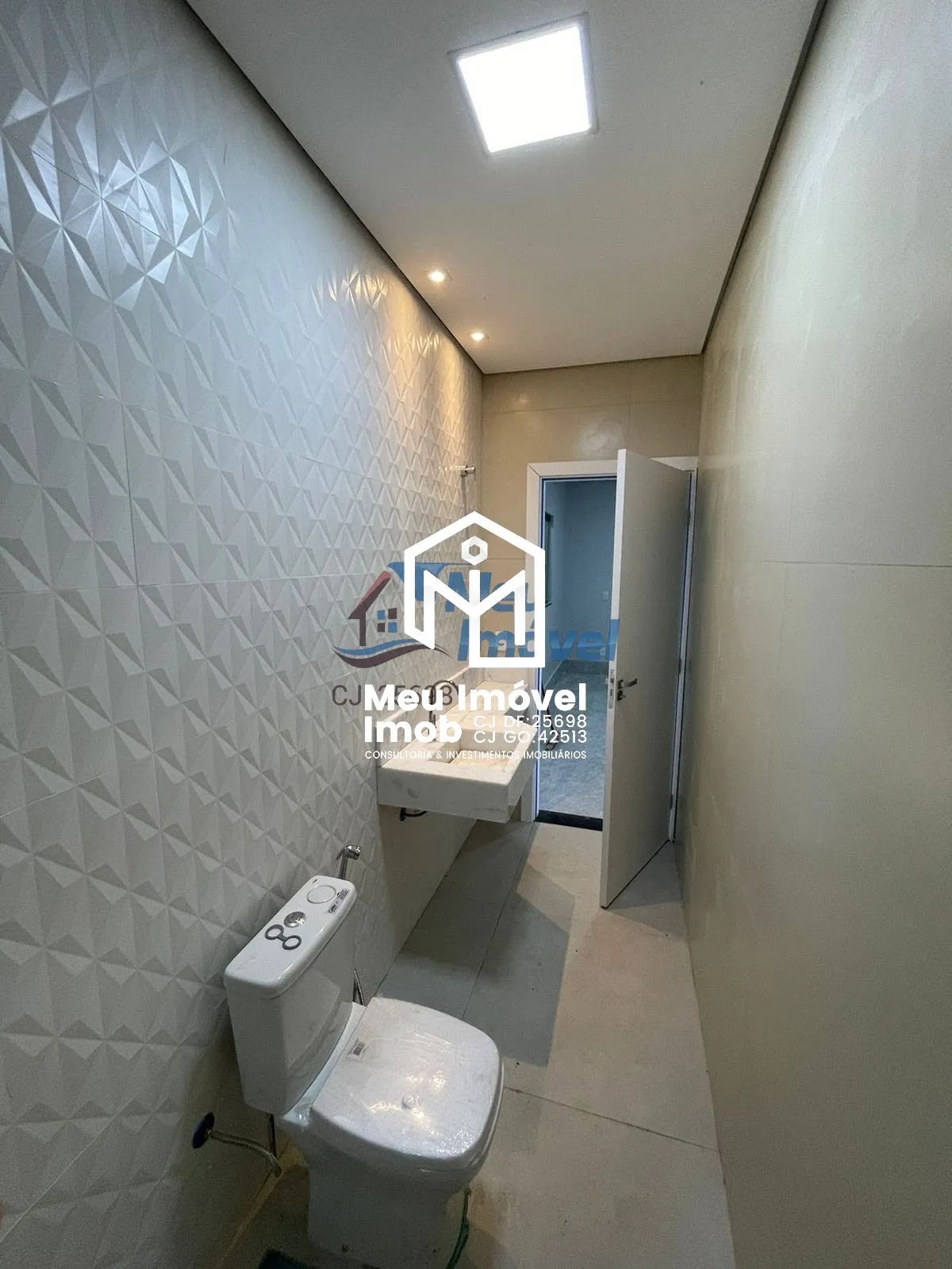 Imagem Casa 4 Quartos 4 suítes Alto Padrão 2 Vagas 260m² Arniqueira