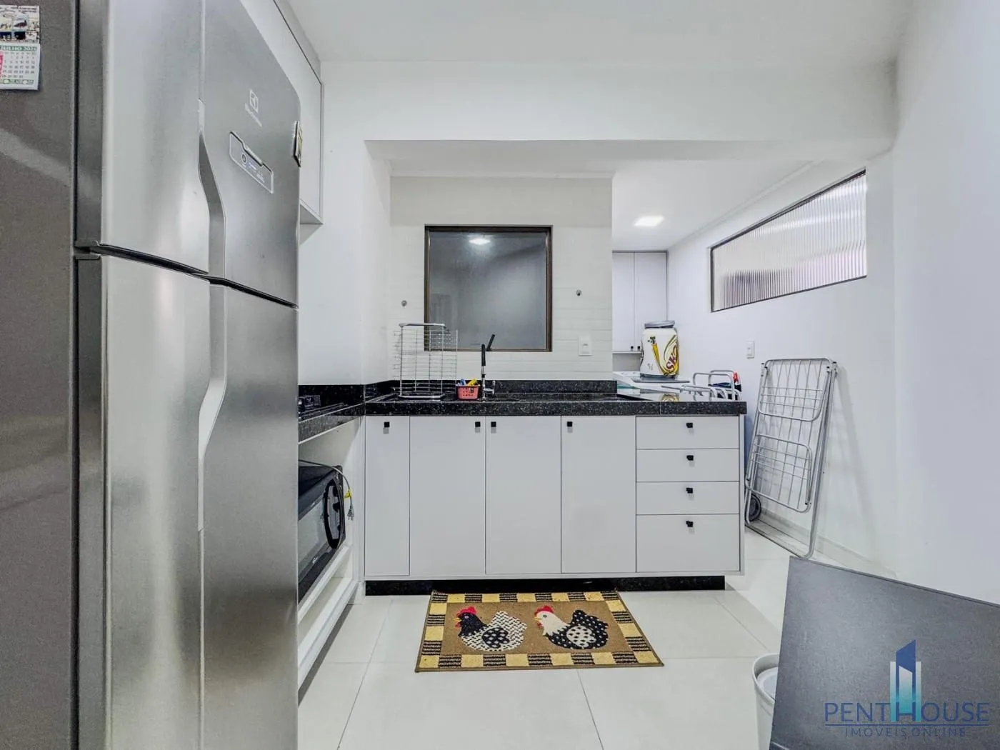 Imagem Apartamento Zona Central para Venda em Balneário Camboriú, CENTRO, 2 dormitórios, 1 suíte, 2 banheiros, 1 vaga