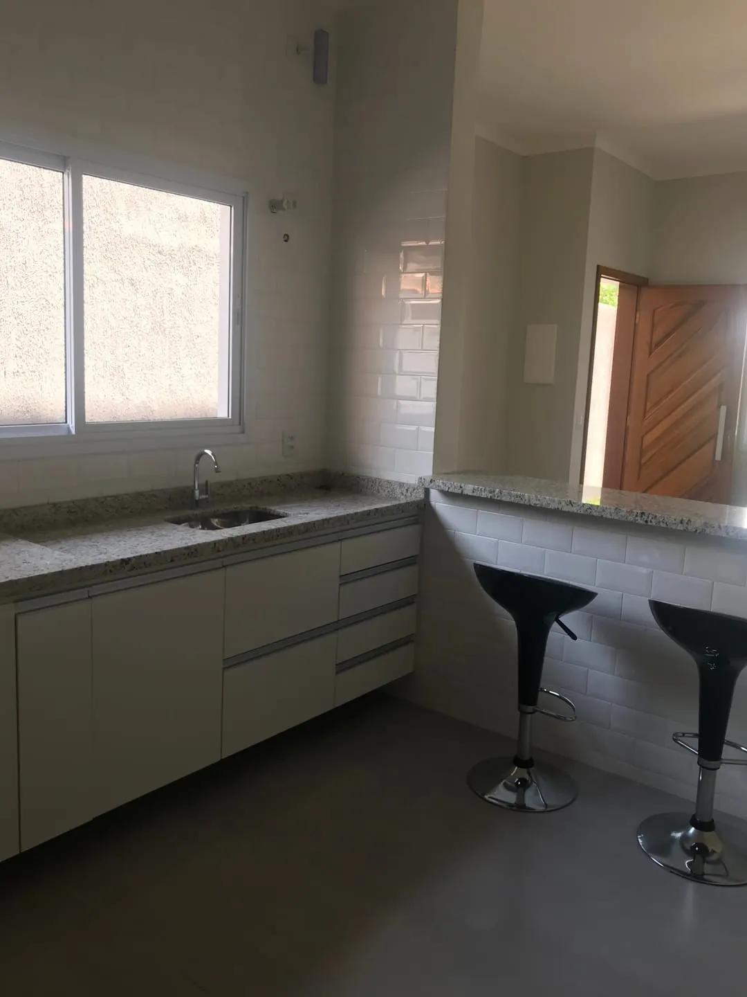 Imagem Casa à venda 2 Quartos, 1 Suite, 2 Vagas, 125M², Vila Rica, Pindamonhangaba - SP