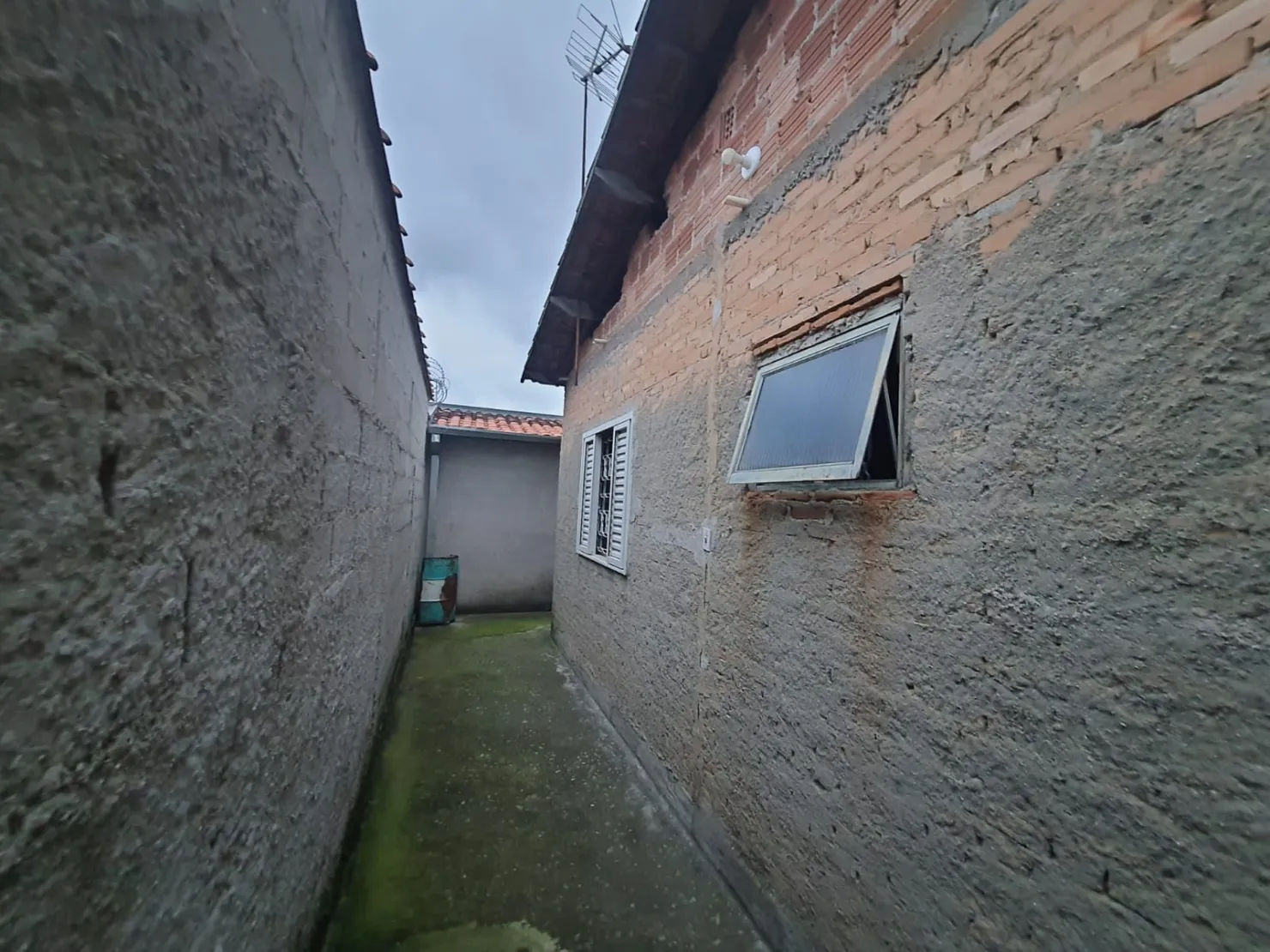 Imagem Casa à venda 4 Quartos, 1 Suite, 5 Vagas, 250M², Parque Aeroporto, Taubaté - SP