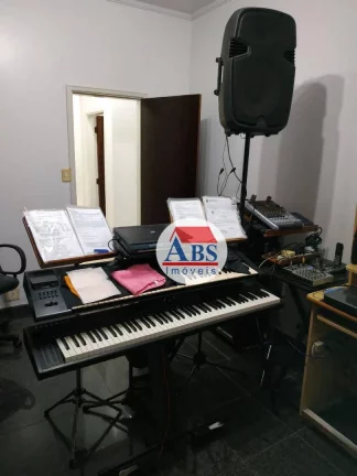 Imagem Apartamento com 2 dormitórios à venda, 87 m² por R$ 422.000 - Boqueirão - Santos/SP a uma quadra da praia