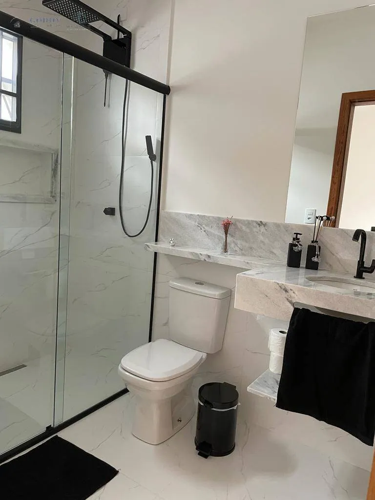 Imagem Casa moderna e sofisticada em condomínio fechado - 4 suítes | Área gourmet