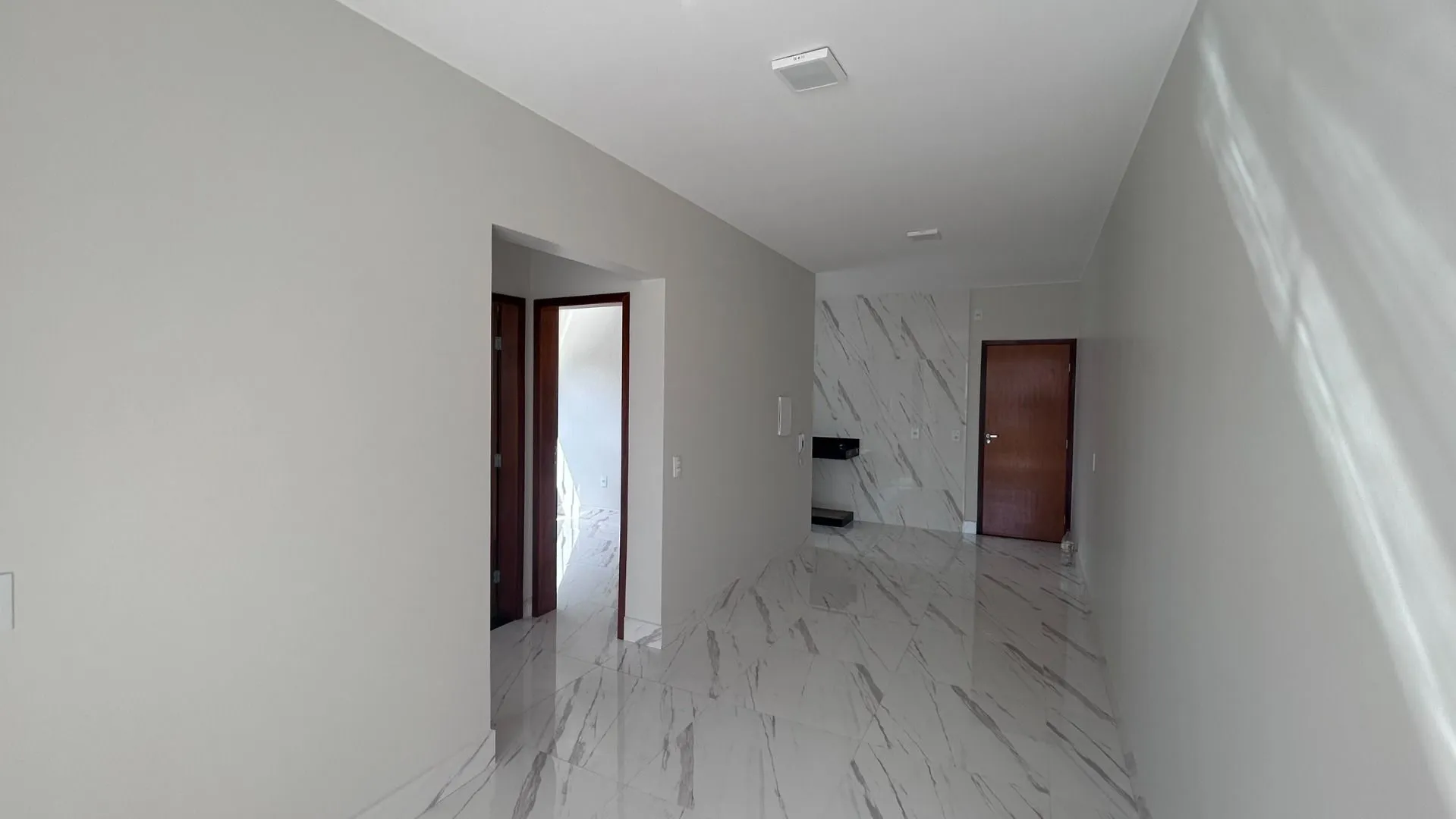 Imagem Apartamento à venda, 64 m² por R$ 300.000,00 - Antônio Caixeta - Patos de Minas/MG