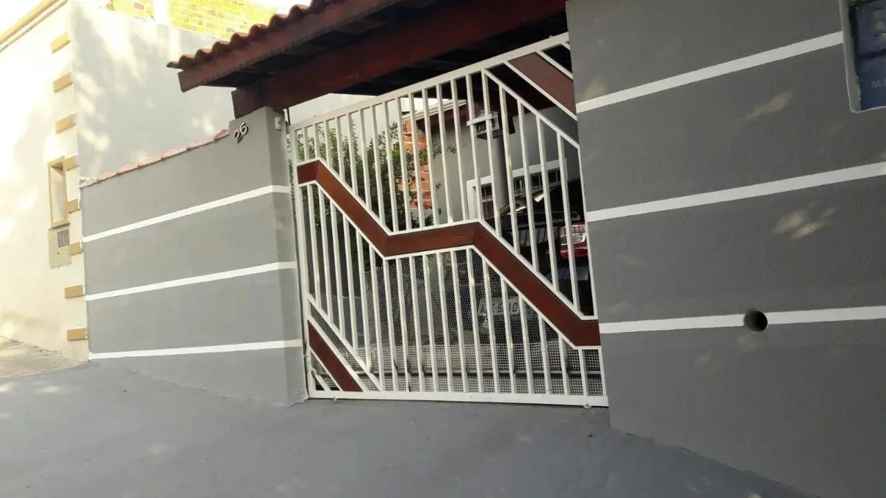 Imagem Imperdível: Casa à venda em Sorocaba-SP, Jardim Paulista! 3 quartos, 1 suíte, 1 sala, 2 banheiros, 1 vaga, 110m².