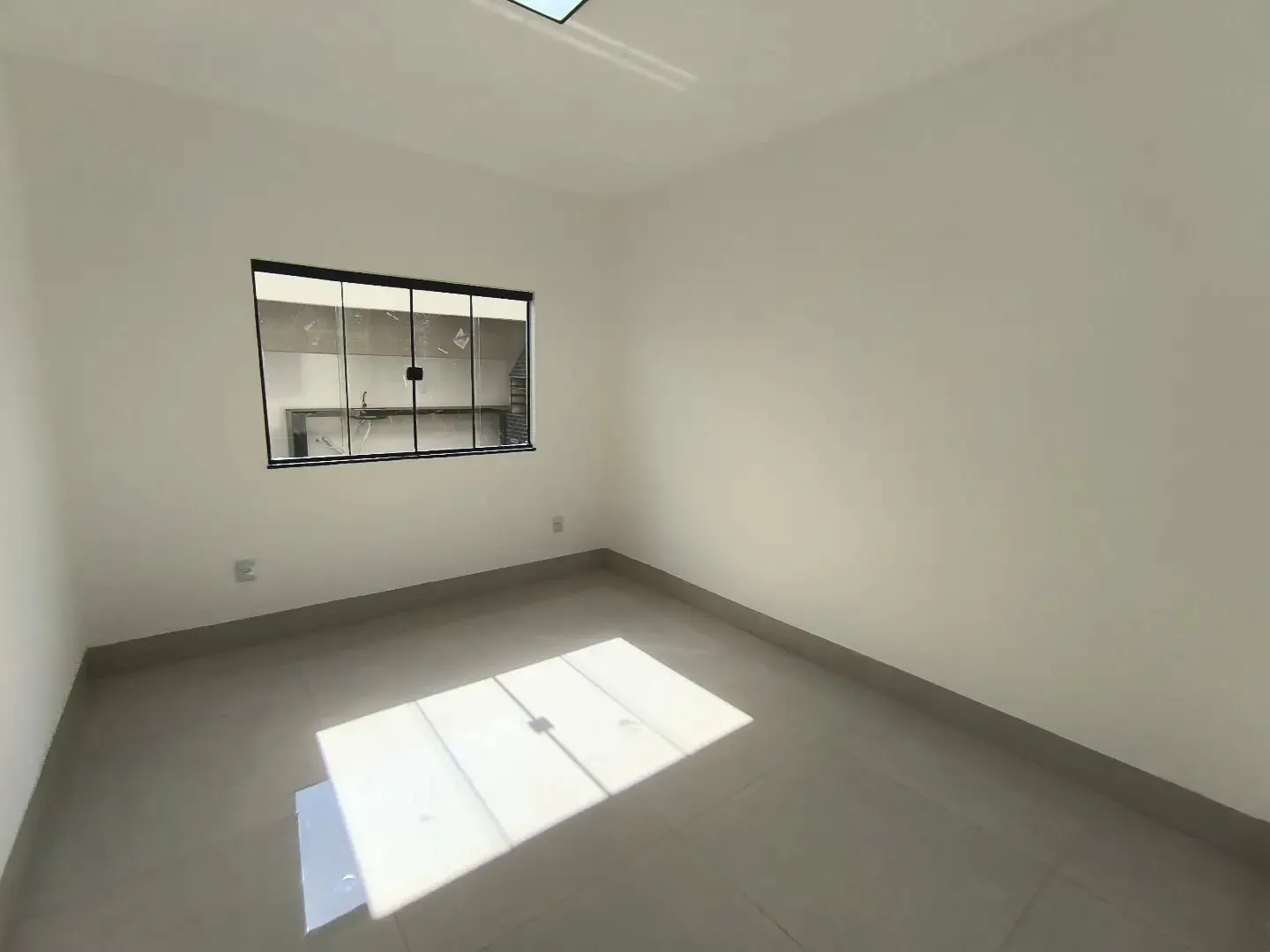 Imagem Casa 2/4 Com Suite Alto Padrao No Campos Dourado