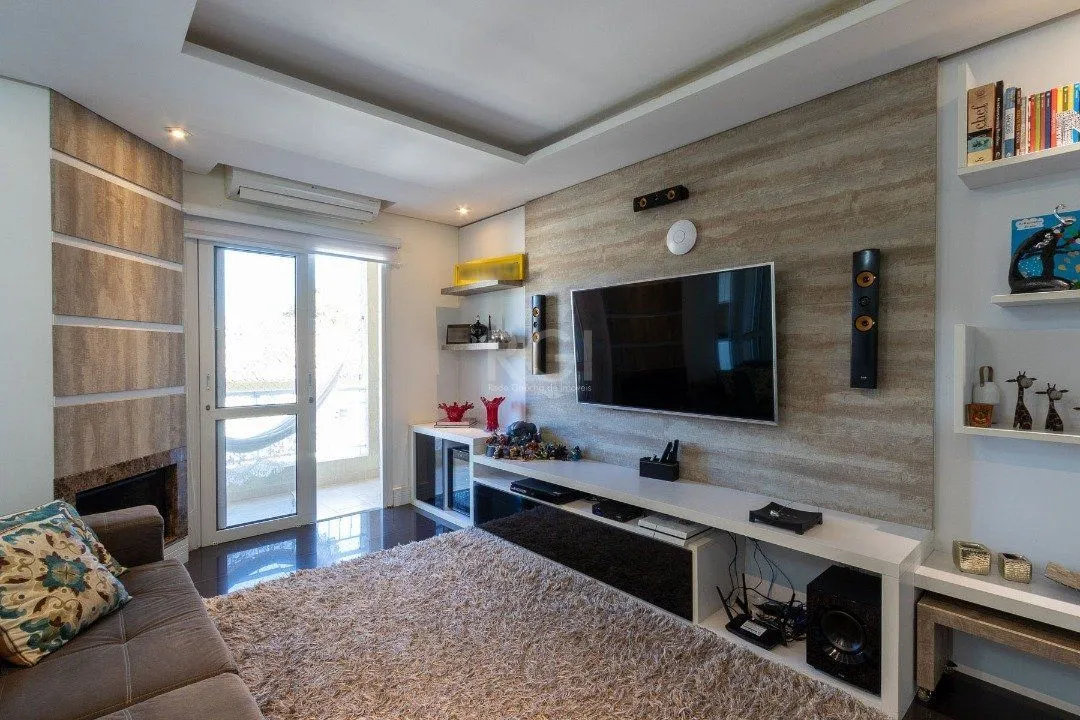Imagem Casa Condominio para Venda - 245.29m², 3 dormitórios, sendo 1 suites, 2 vagas - Pedra Redonda