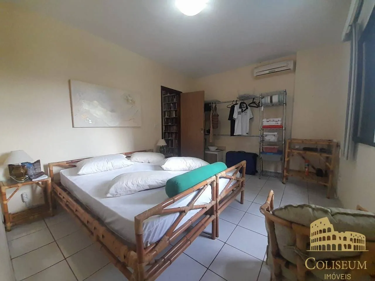 Imagem Apartamento com 2 dormitórios à venda, 93 m² por R$ 425.000,00 - Tupi - Praia Grande/SP